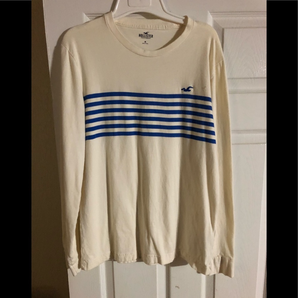 Hollister long sleeved shirt